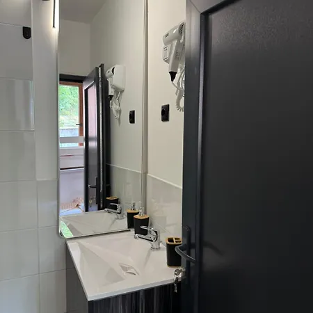 Apartman M *