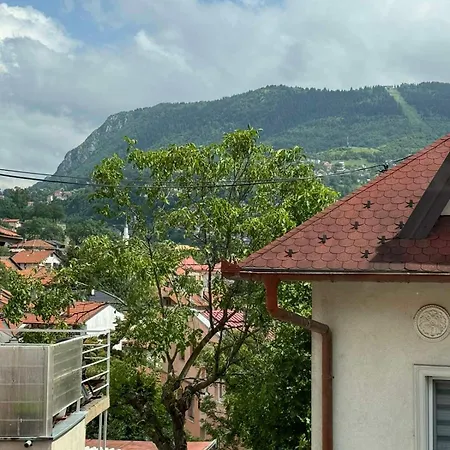 M Apartman